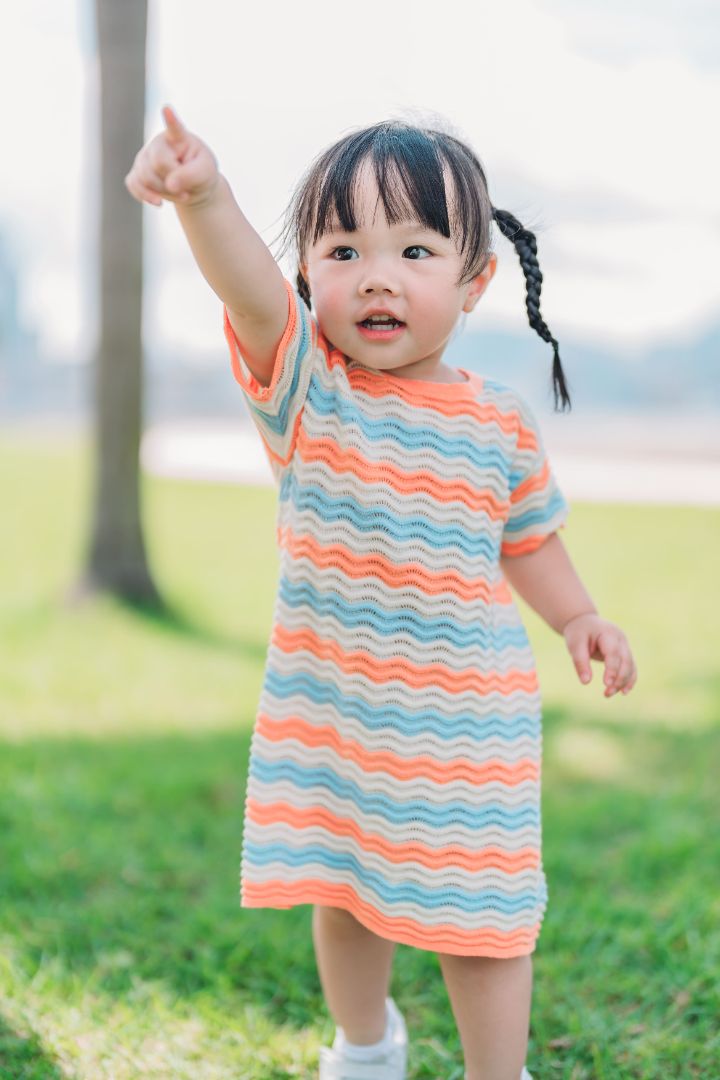 KNITTED WAVY SUMMER DRESS - CORAL