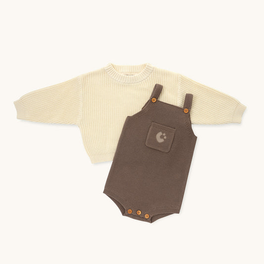 KNITTED CREAM PULL OVER WITH CHOCO SINGLESUIT; 100% Organic Cotton; Pull Over made from GOTS-certified organic cotton; Rib finish at neck, cuffs and hem; Dropped shoulder; Relaxed fit. 